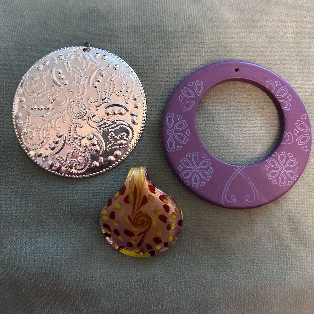 3 Pendants Set